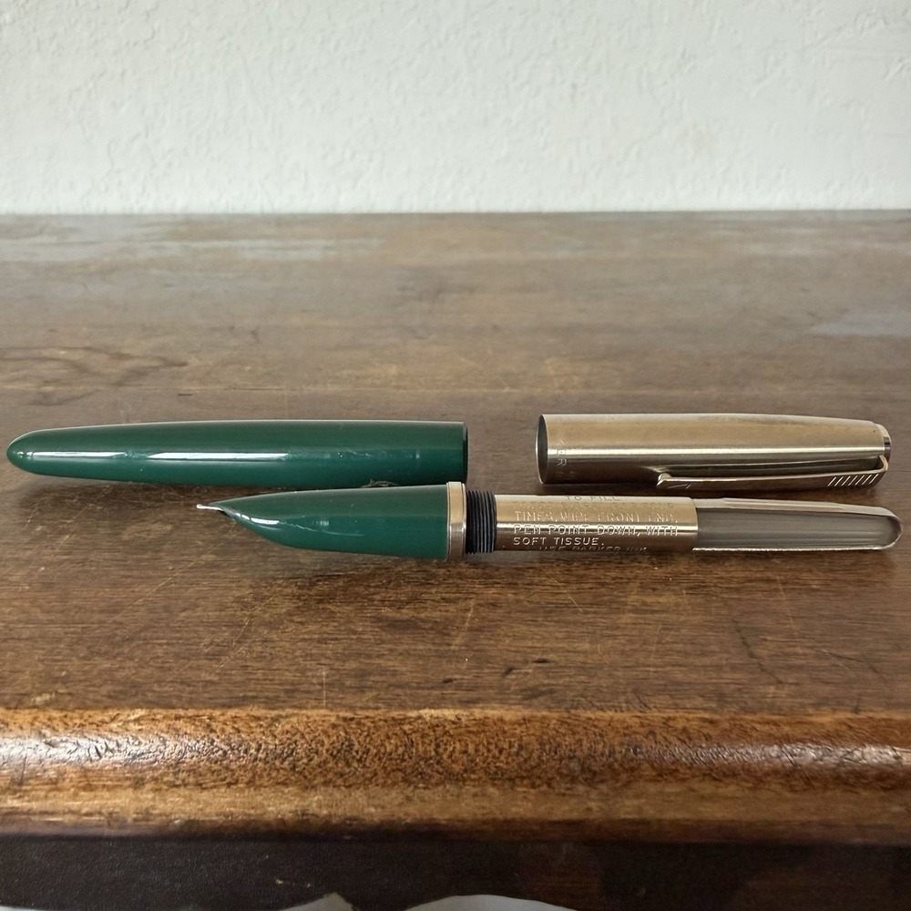 Vintage 1950s Parker 21 Fountain Pen Dark Emerald Green Silver Cap USA
